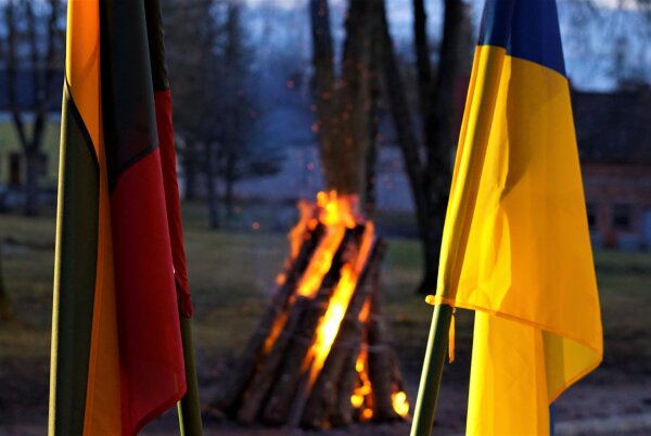 Vakaras kovojančiai Ukrainai pagerbti