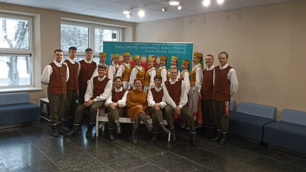 Biržiečių šokių kolektyvai šokio studijų konkursinio festivalio "Aguonėlė" laureatai