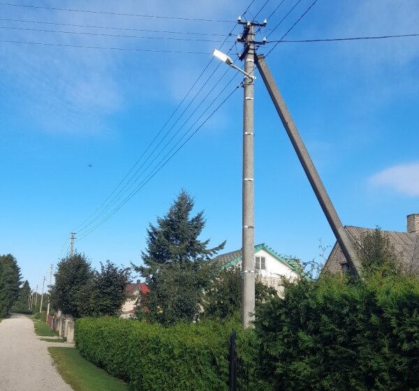 Baigiami vykdyti Biržų kaimo Rožių gatvės apšvietimo modernizavimo darbai