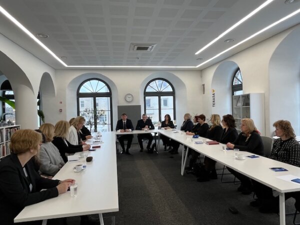 Aptarti savivaldybių veiklos priežiūros ir kontrolės klausimai